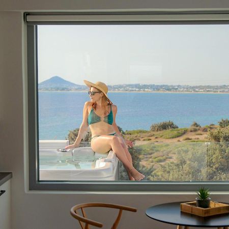 Seanfinity Beachfront Suites Mikri Vigla Extérieur photo