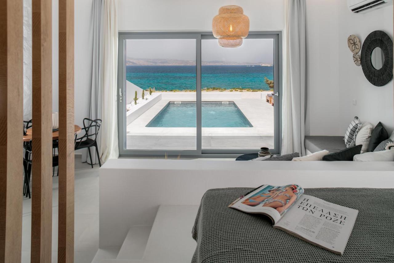 Seanfinity Beachfront Suites Mikri Vigla Extérieur photo