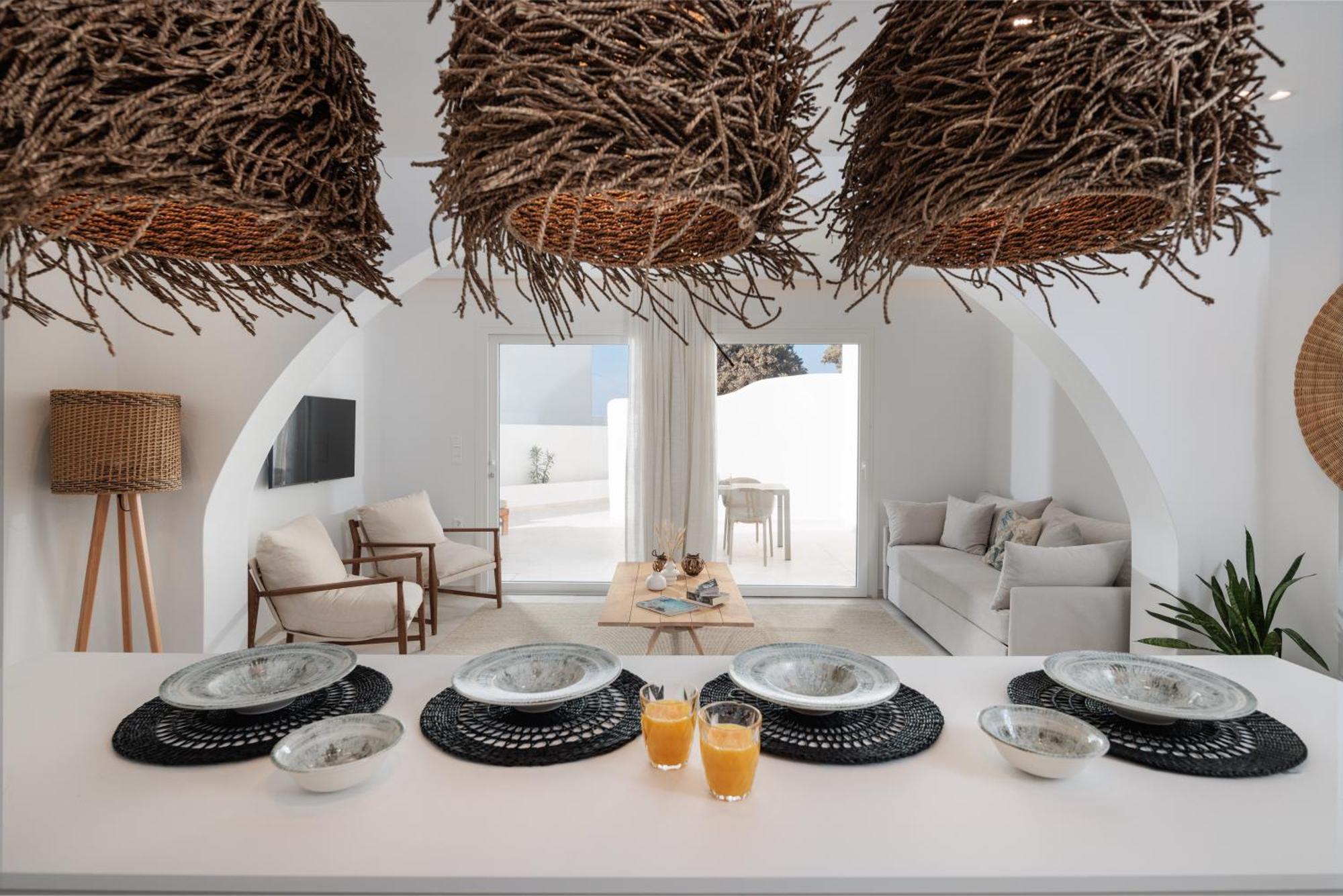 Seanfinity Beachfront Suites Mikri Vigla Extérieur photo