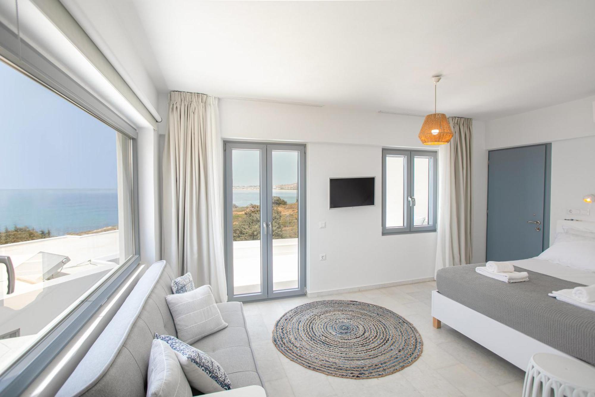 Seanfinity Beachfront Suites Mikri Vigla Chambre photo